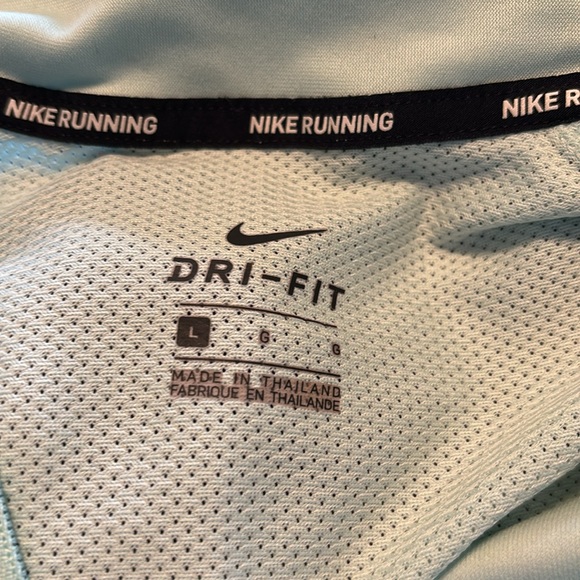 Nike dry-fit running quarter zip - Picture 5 of 5